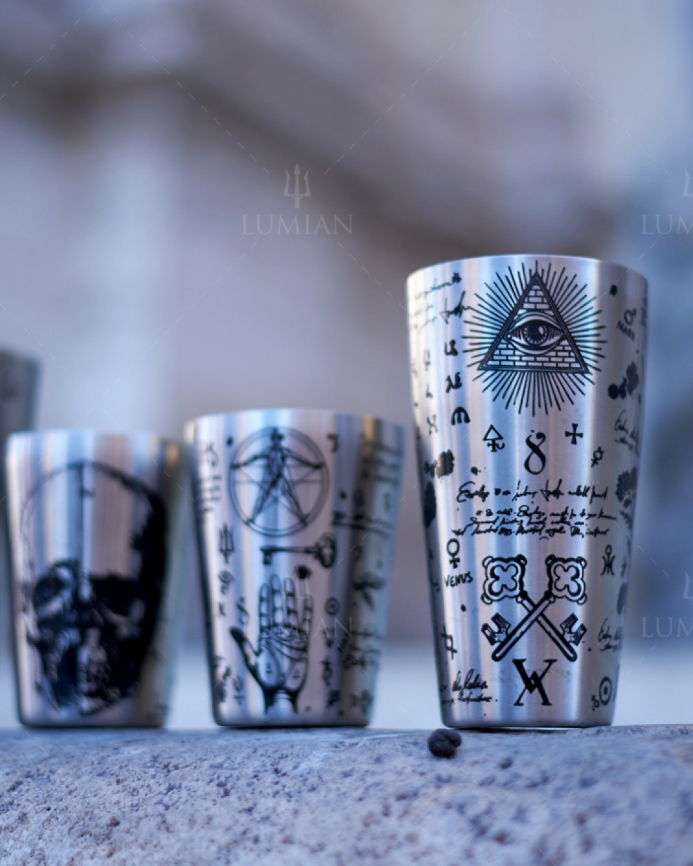 Boston Shaker Alchemy Lumian, Tin und Half Tin nebeneinander