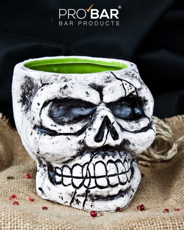 Schedel mok Skull Stone 500 ml, hele schedel in wit keramiek met stenen afwerking en zwarte holtes