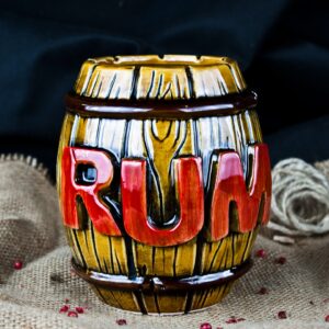 Tiki mok rumvat van handbeschilderd keramiek