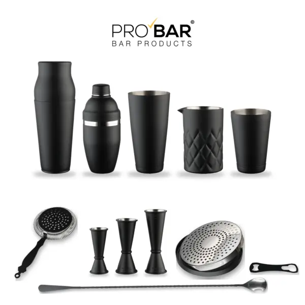 Cocktail set mat zwart The Bars: de 12 delen op het werkblad