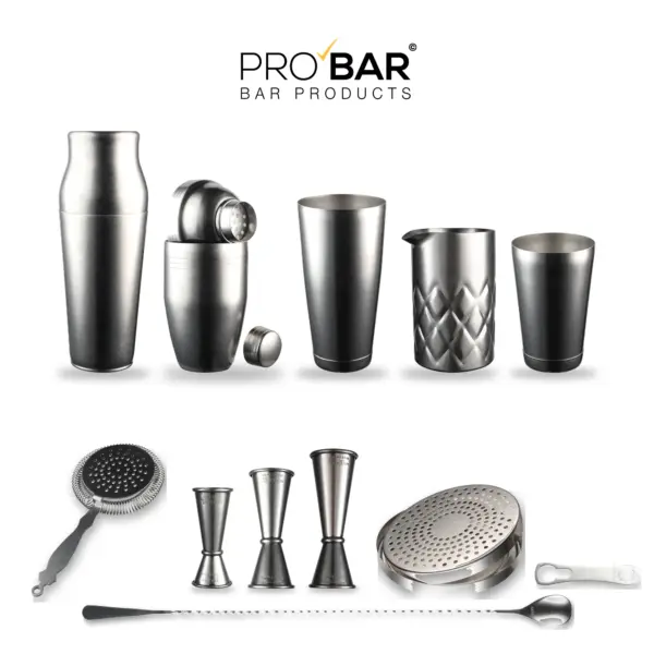 kit barman Vintage The Bars: as 12 peças no tampo de trabalho