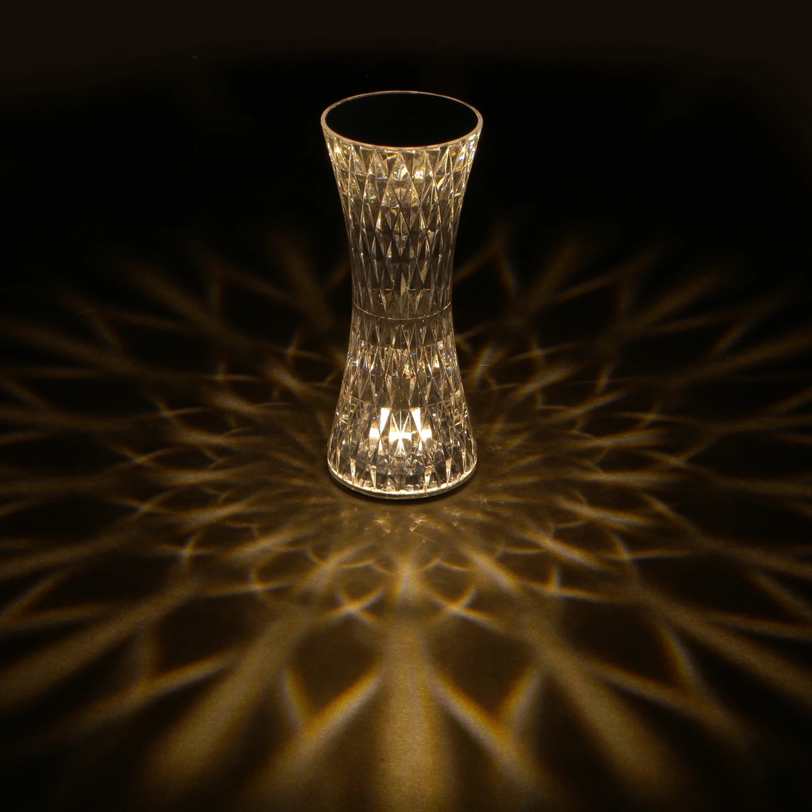 Reflex LED table lamp, 19cm tall, supplied with micro USB cable